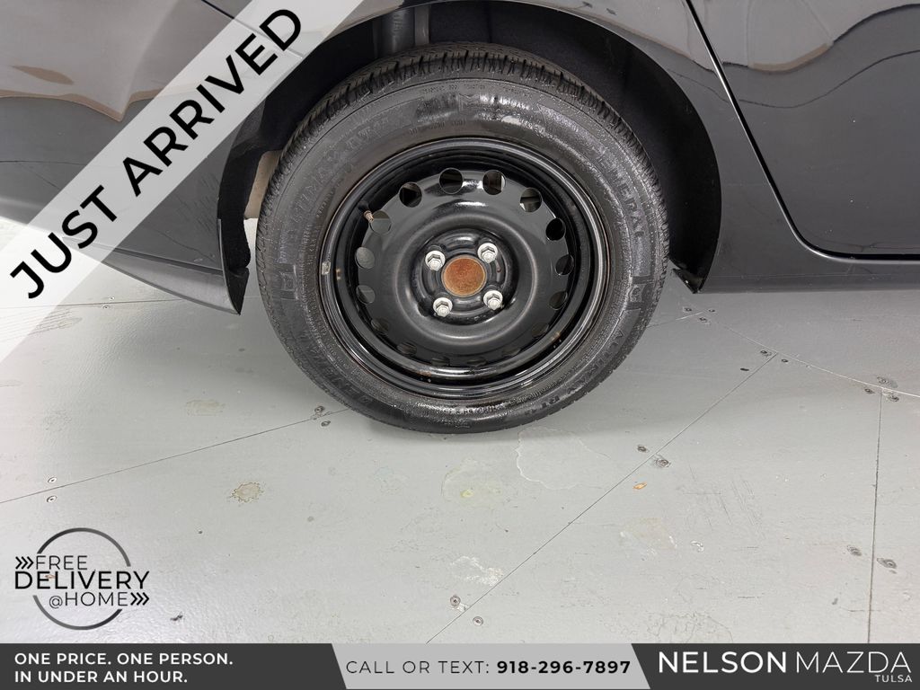 Used 2016 Black Ford S image 13