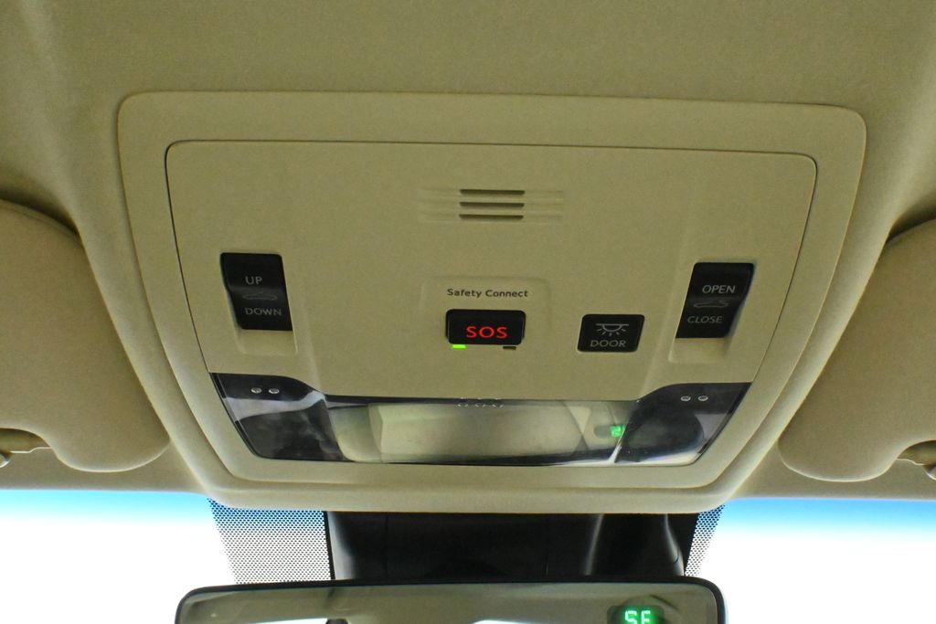 Thumbnail: 2018 Lexus ES - 21