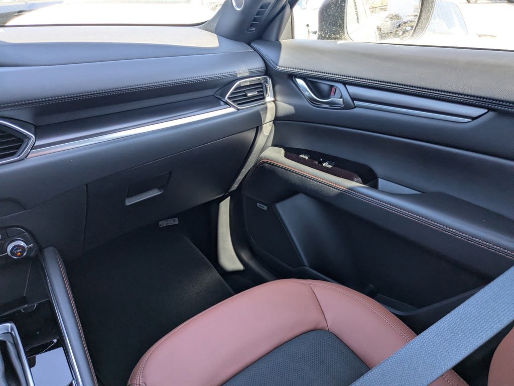 2025 Mazda CX-5 2.5 Carbon Turbo