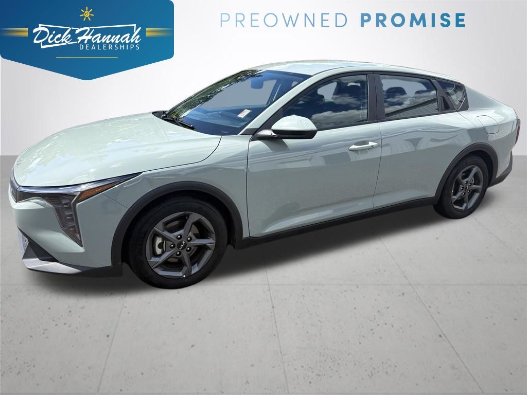 2025 Kia K4 LXS