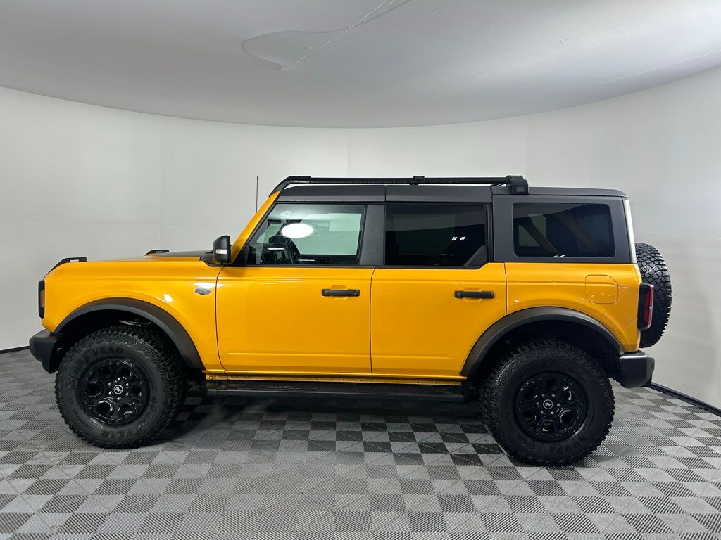 Thumbnail: 2022 Ford Bronco - 8