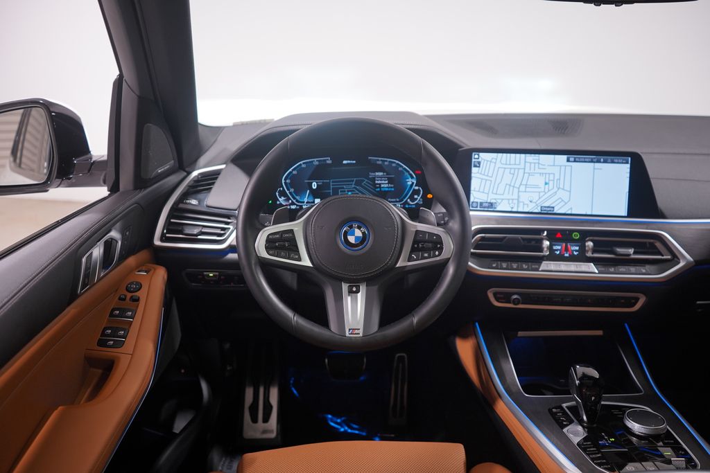 Thumbnail: 2023 BMW X5 - 11