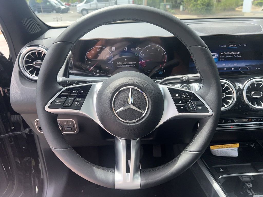 2024 Mercedes-Benz GLB GLB 250 25