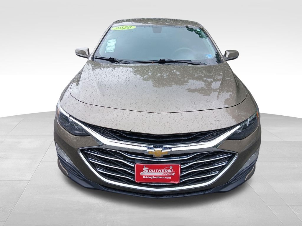 Used 2020 Gray Chevrolet LT image 9