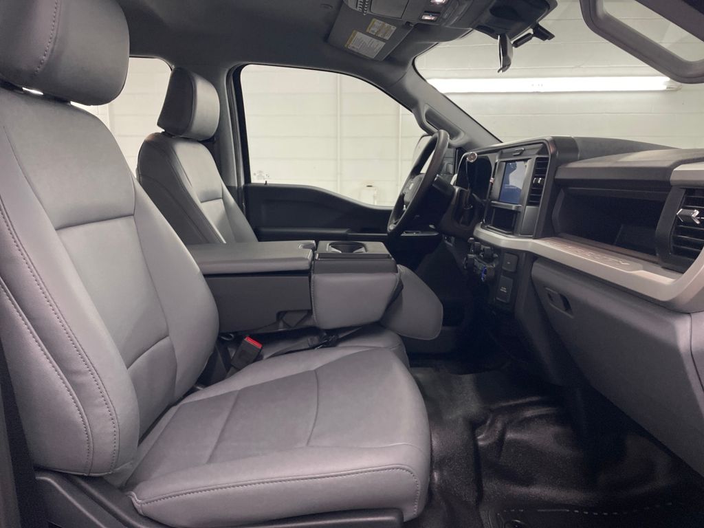 2026 Ford F-350 photo 21
