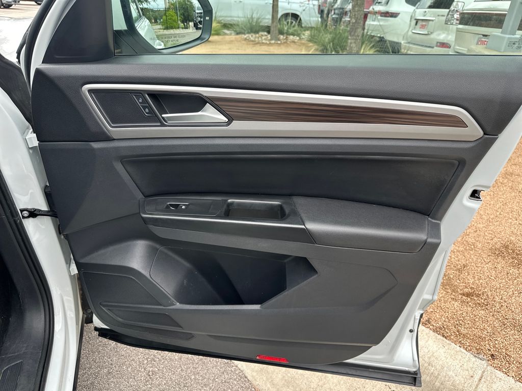 Used Car 2021 Volkswagen Atlas  3.6l V6 Se W/technology For Sale Under $25,000 In Austin, Texas