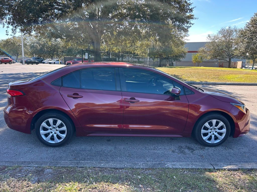 Thumbnail: 2022 Toyota Corolla - 6