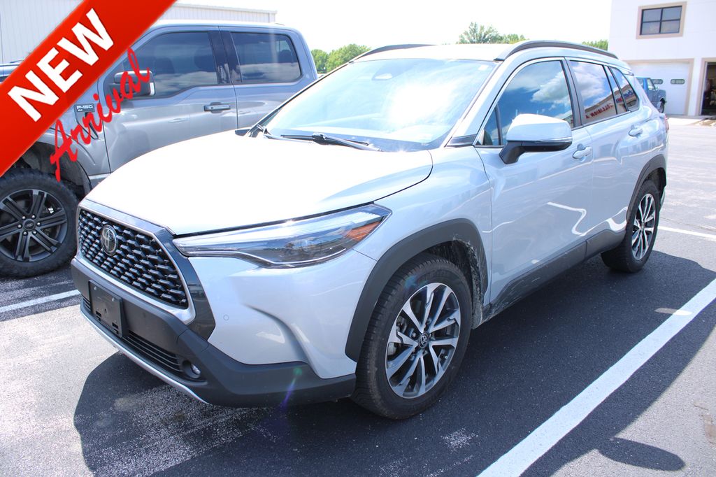 2023 Toyota Corolla Cross XLE AWD