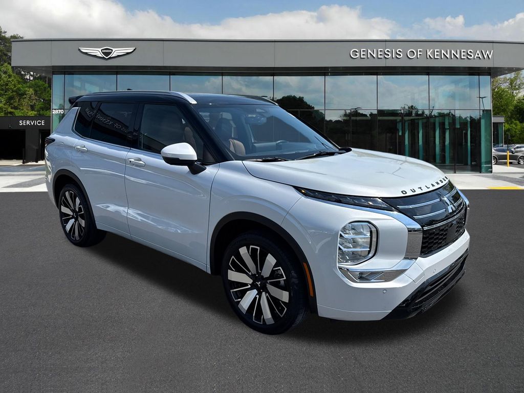 White Diamond/Black Roof 2025 Mitsubishi Outlander SEL FWD SUV / Crossover Front-Wheel Drive Continuously Variable Transmission