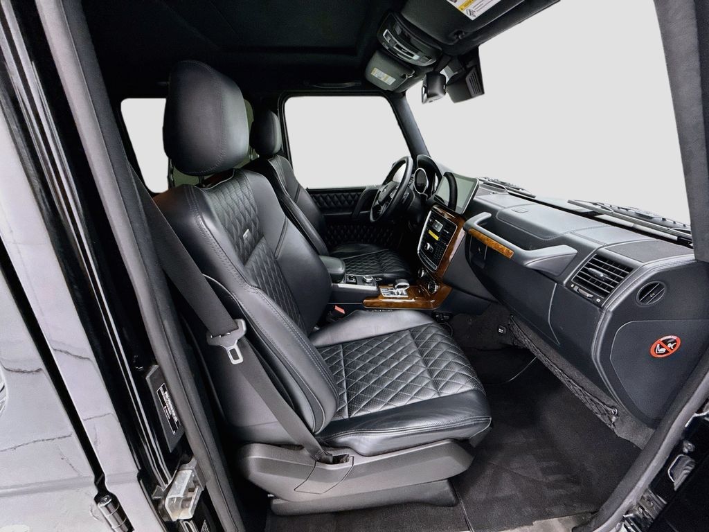 Thumbnail: 2014 Mercedes-Benz G-Class - 18