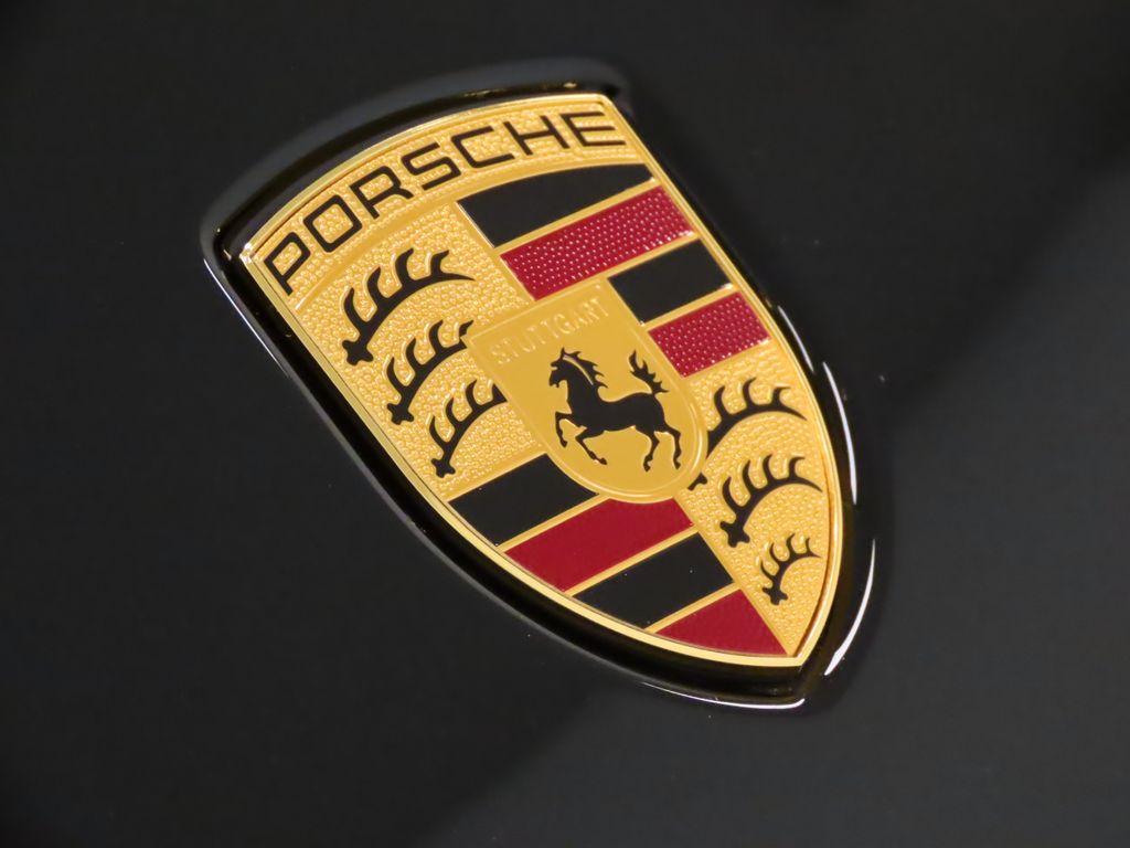 Thumbnail: 2025 Porsche Macan - 13