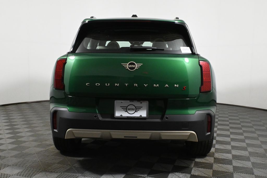 2025 MINI Cooper Countryman Base 6