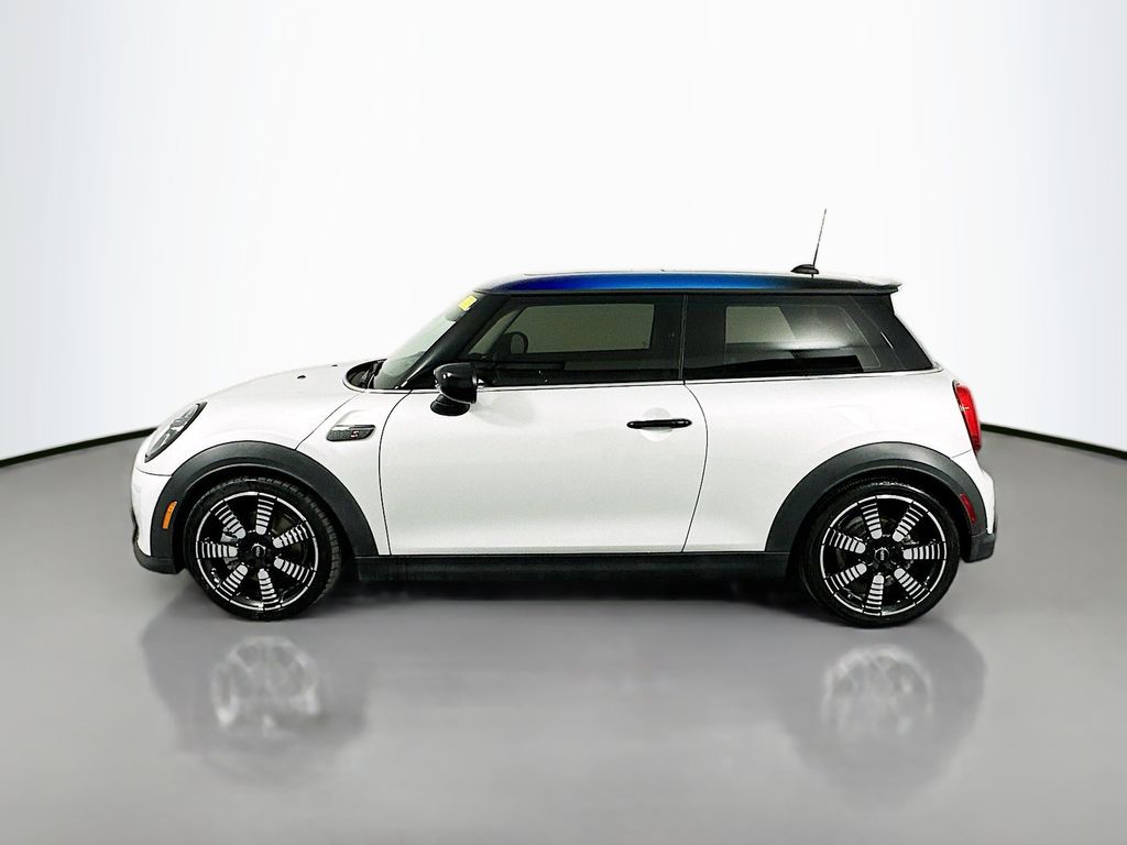 2023 MINI Cooper S 8