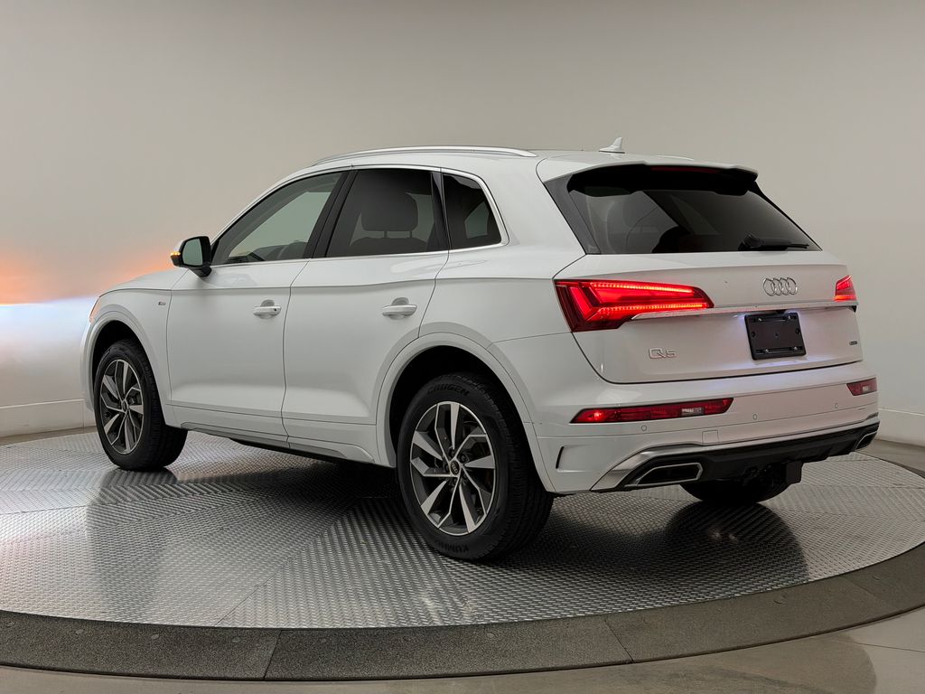 Thumbnail: 2024 Audi Q5 - 7