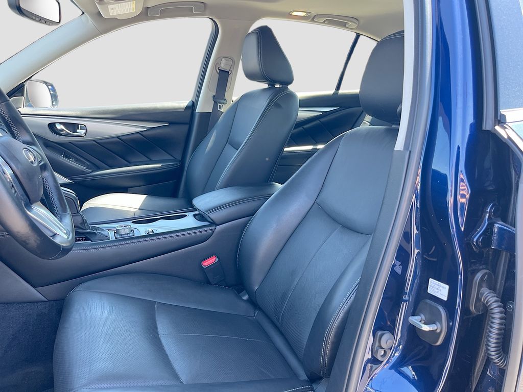 Used 2024 Blue INFINITI LUXE image 21