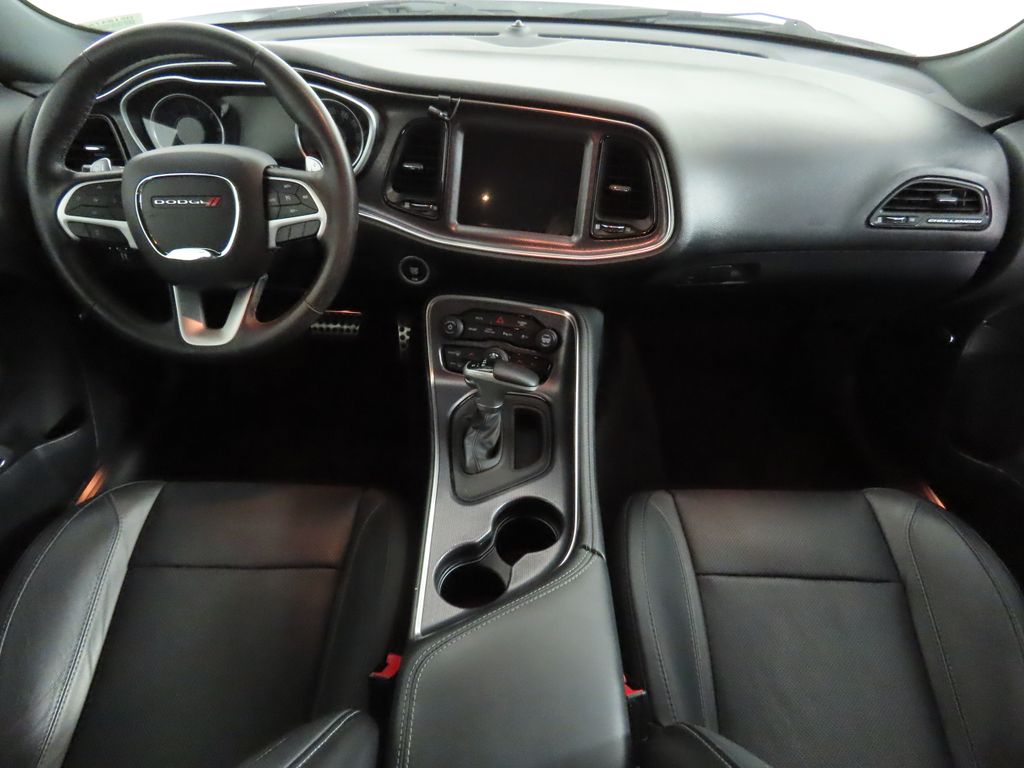 2017 Dodge Challenger GT 13