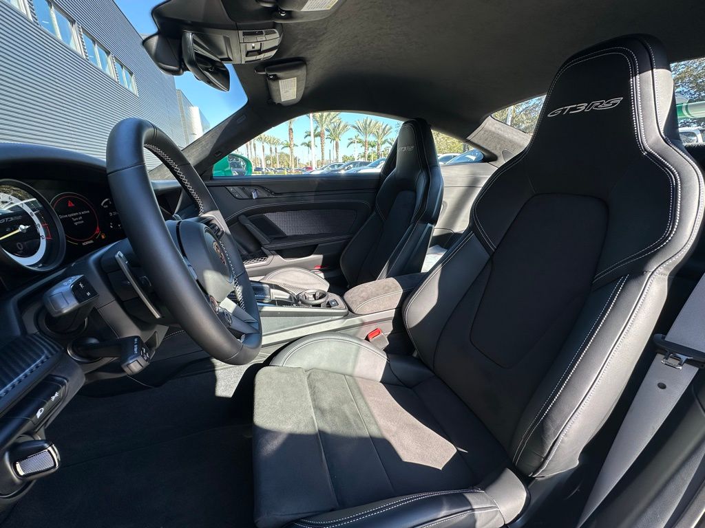 Thumbnail: 2025 Porsche 911 - 5