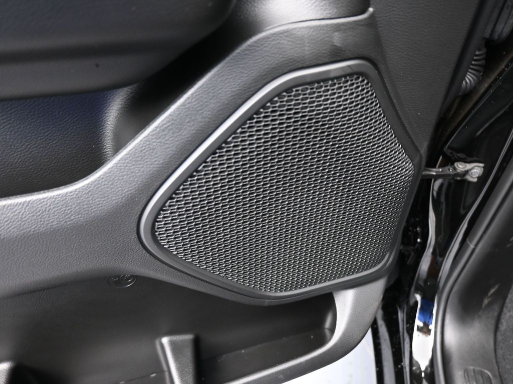 New 2026 Diamond Black Crystal Pearlcoat Ram Big Horn/Lone Star image 14