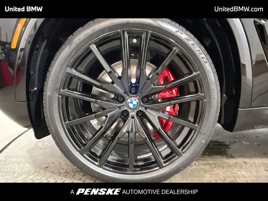Thumbnail: 2026 BMW X5 - 10