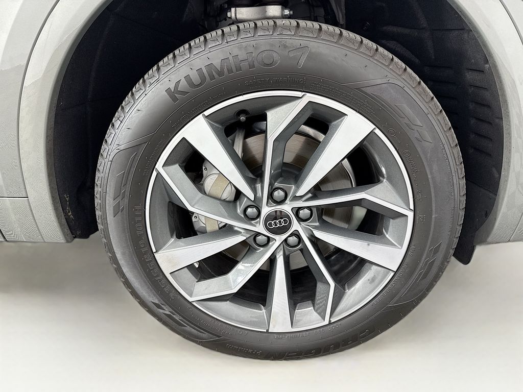 Thumbnail: 2025 Audi Q5 - 31