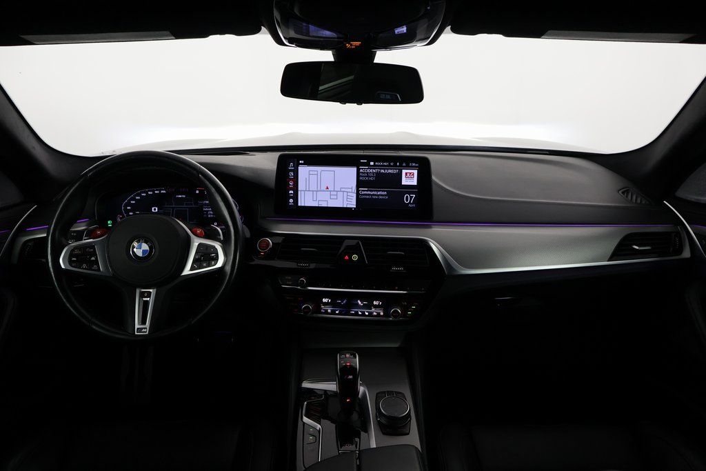 Thumbnail: 2023 BMW M5 - 8