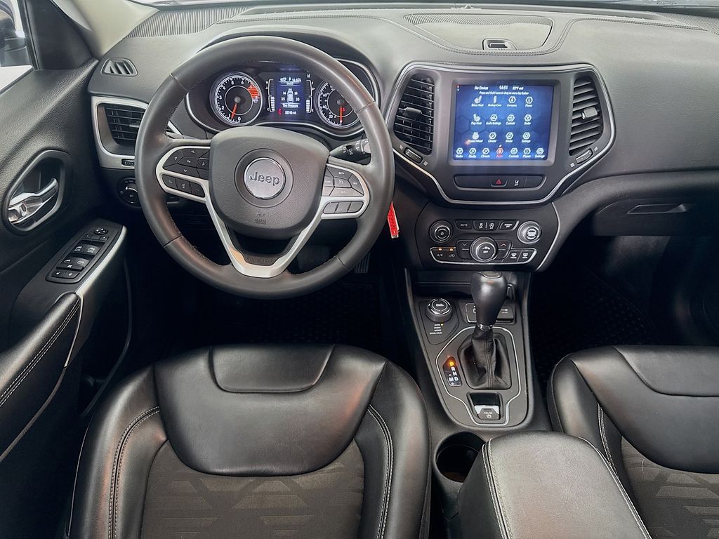 Used Car 2022 Jeep Cherokee  X For Sale Under $25,000 In Austin, Texas