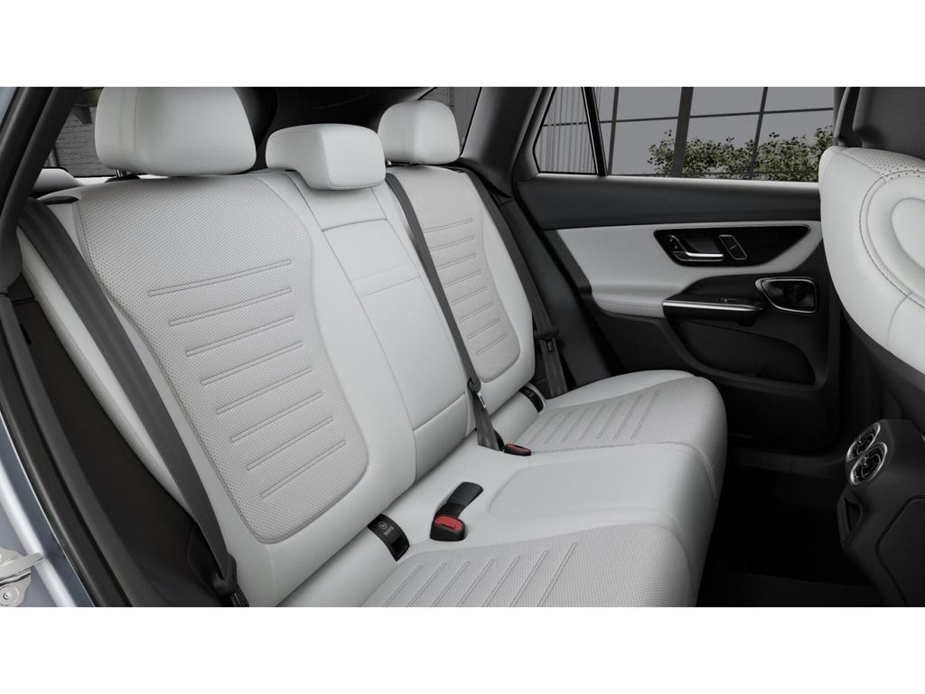 Thumbnail: 2026 Mercedes-Benz GLC - 5
