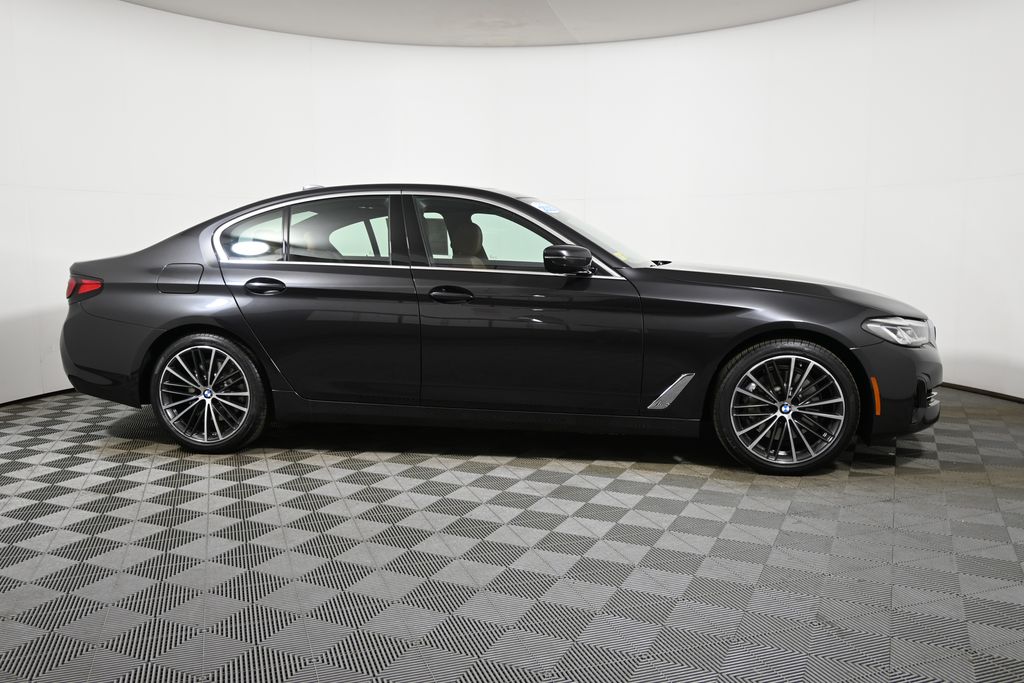 Thumbnail: 2023 BMW 5 Series - 8