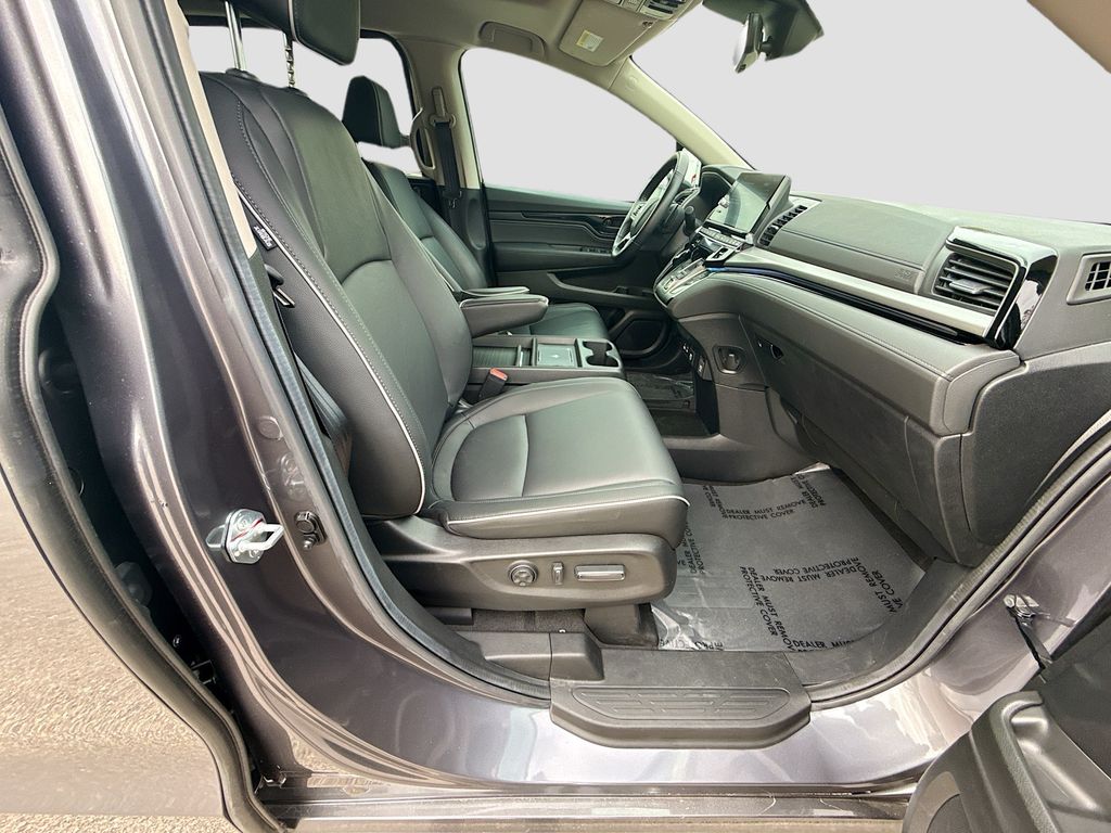 2025 Honda Odyssey Touring Gray at Shottenkirk Kia Fort Bend
