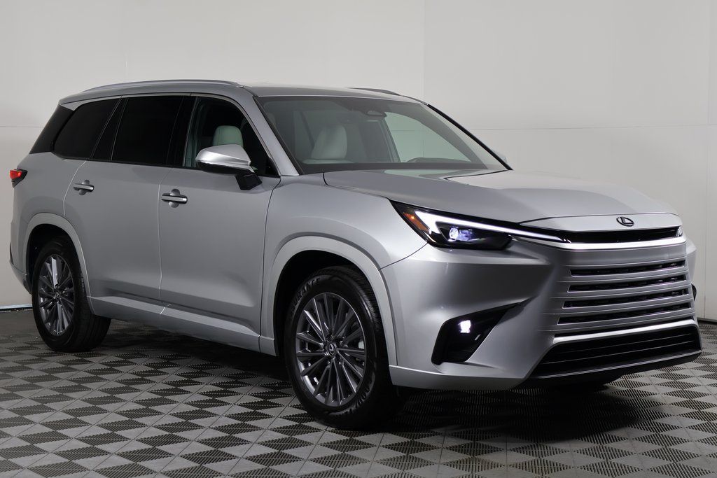Thumbnail: 2025 Lexus TX - 3