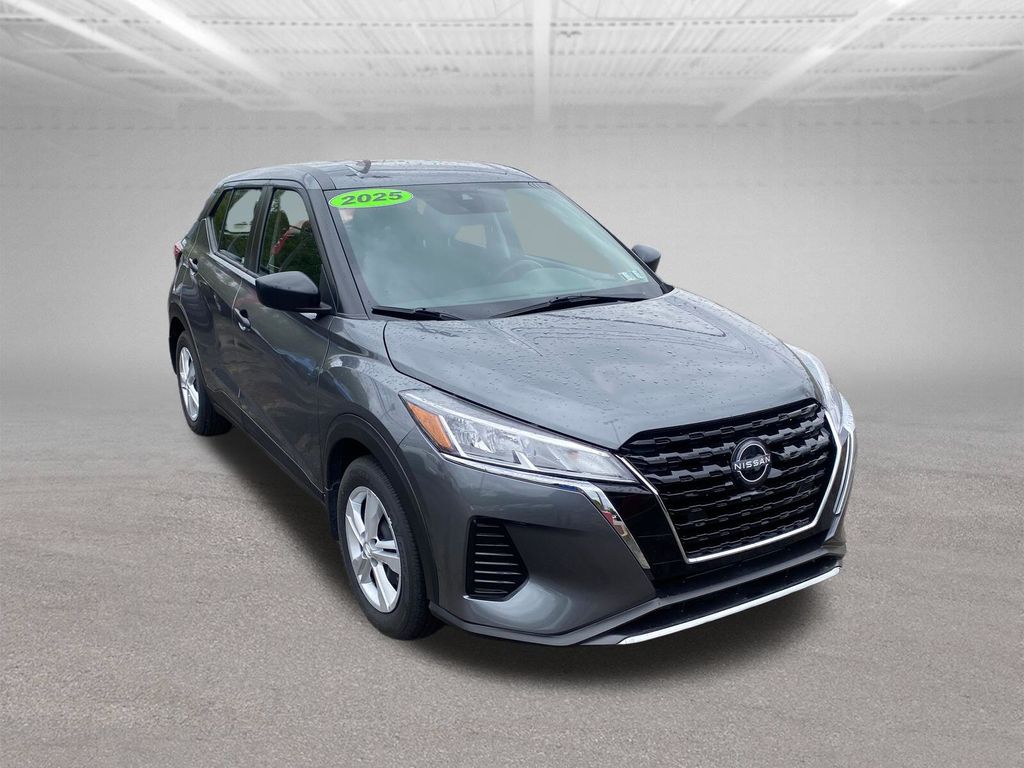 2025 Nissan Kicks Play S - 8