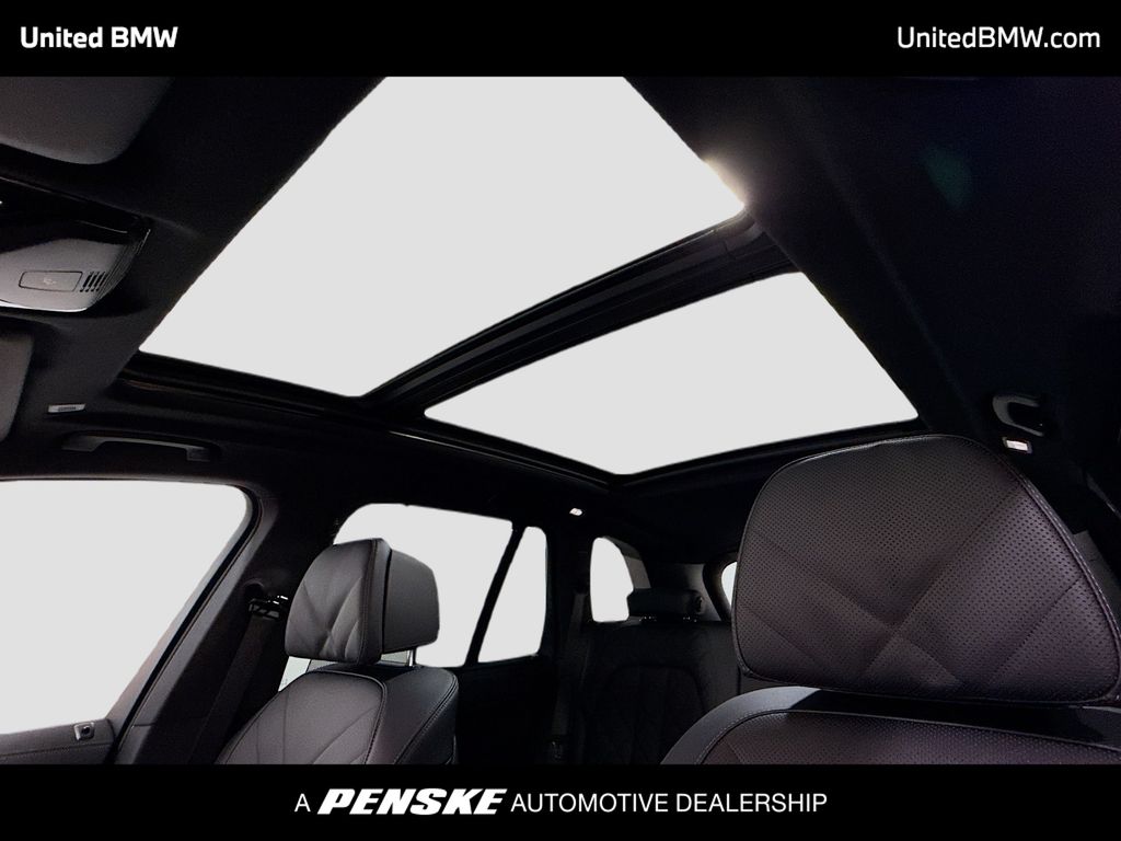 Thumbnail: 2026 BMW X5 - 12