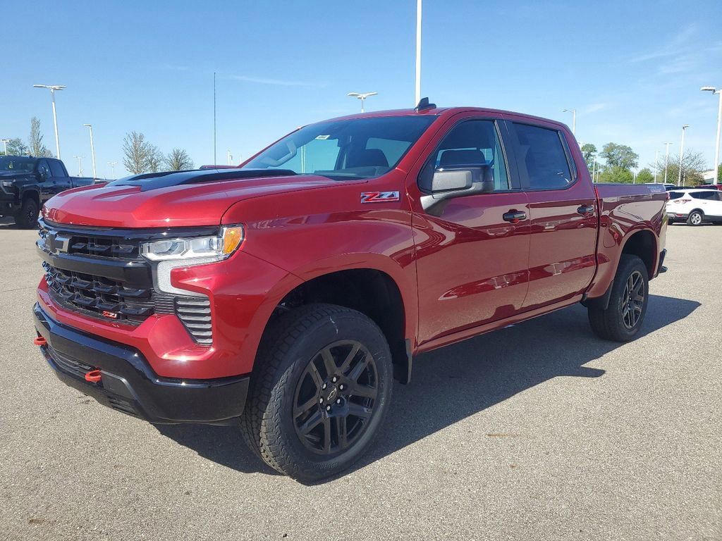 2024 Chevrolet Silverado 1500 LT Trail Boss 2