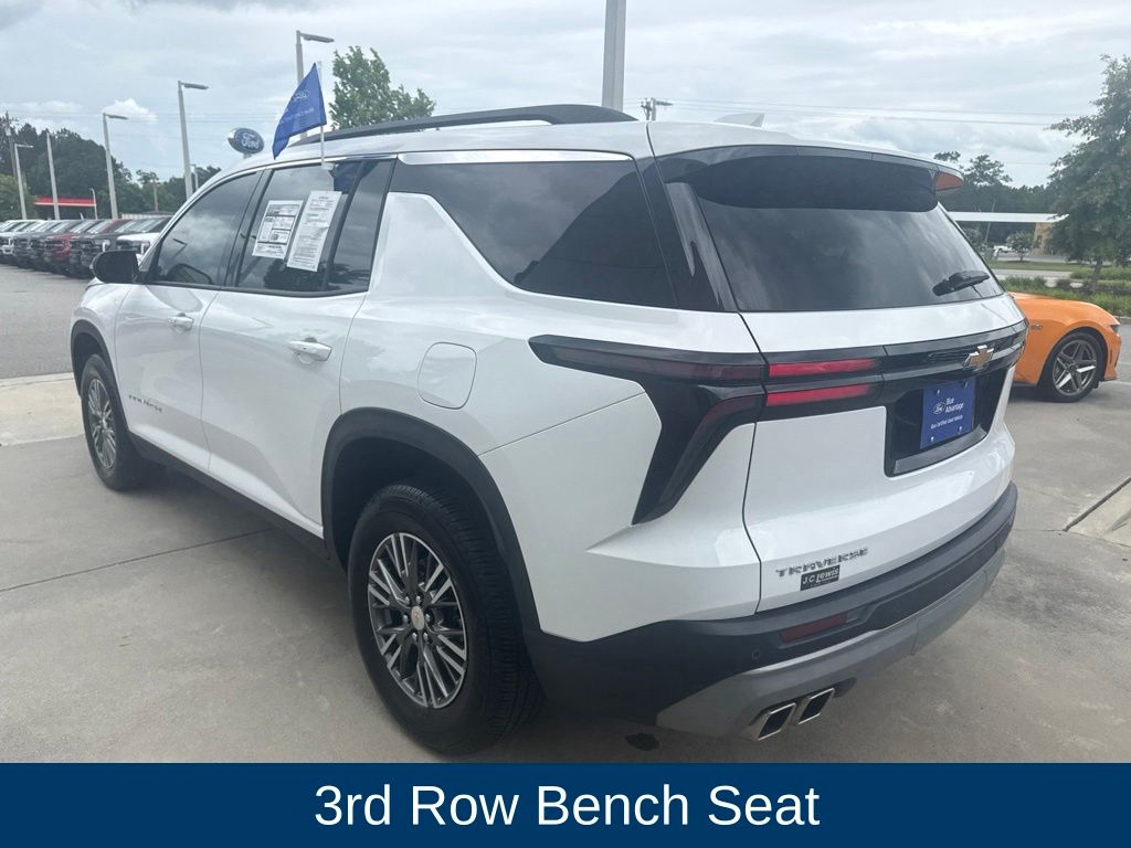 2026 Chevrolet Traverse FWD LT