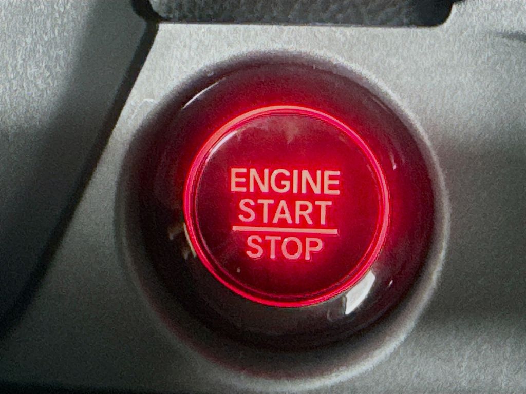 New Car 2025 Honda Pilot  Touring For Sale Under $50,000 In Austin, Texas