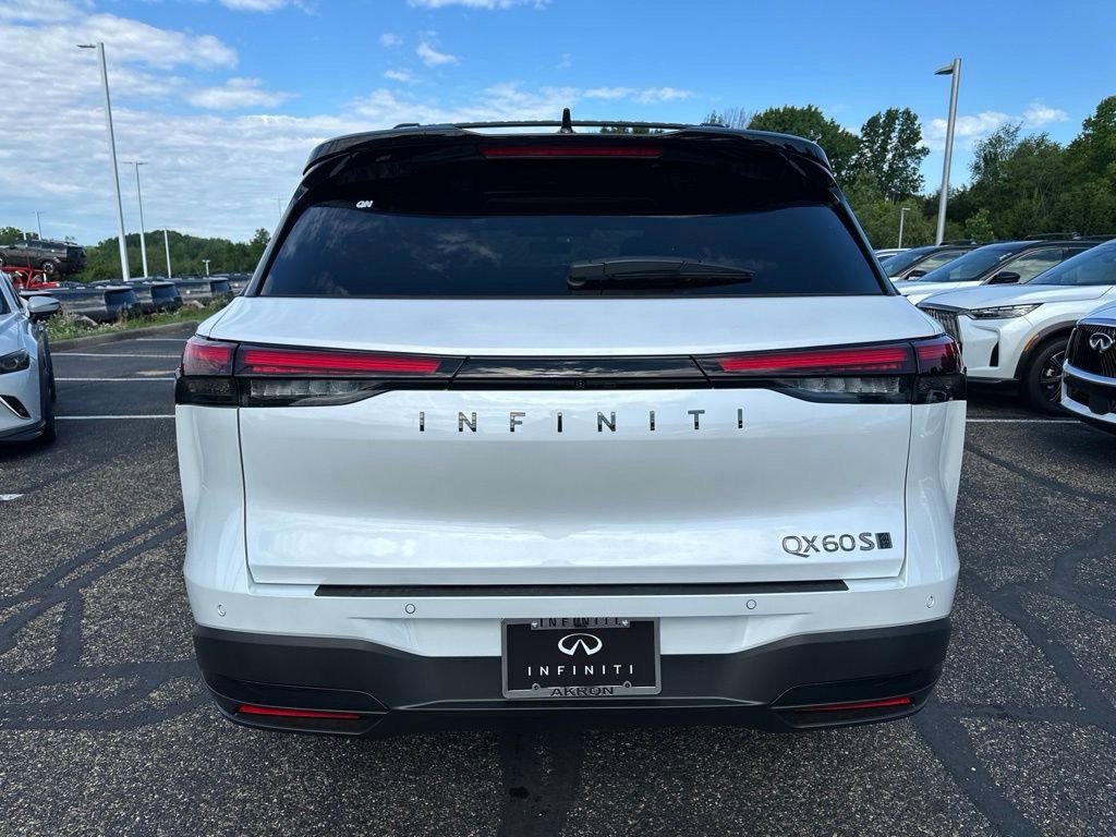 2027 INFINITI QX60 SPORT - Image 4