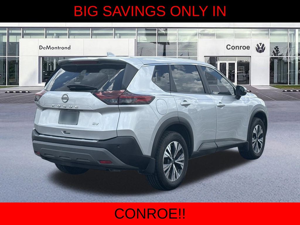 2023 Nissan Rogue SV - 4