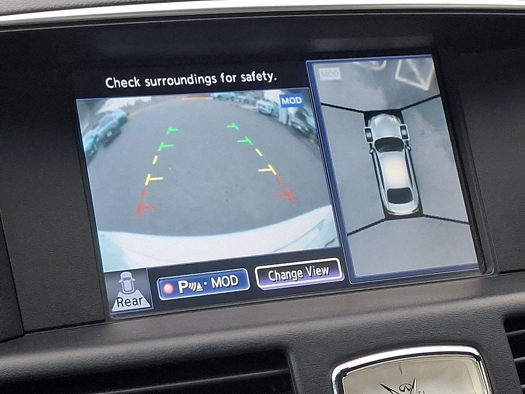 Thumbnail: 2015 INFINITI Q70 - 18