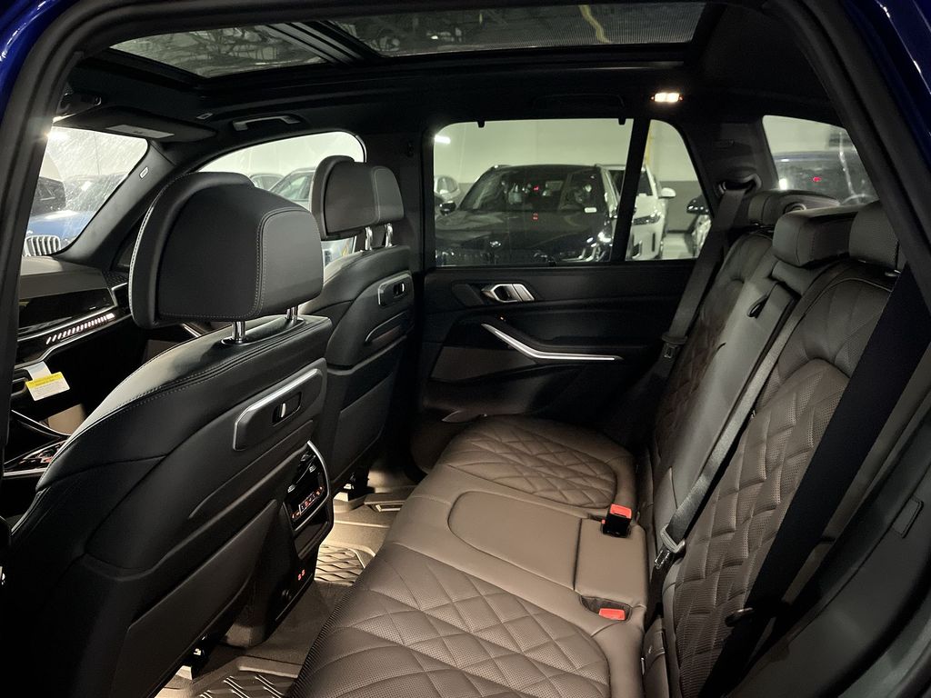 Thumbnail: 2026 BMW X5 - 23