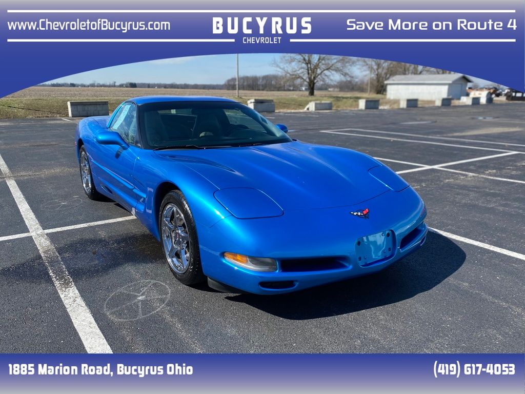 1999 Chevrolet Corvette Hatchback RWD