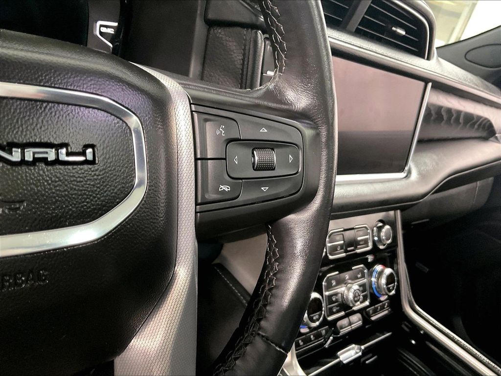 2024 GMC Yukon — photo 25