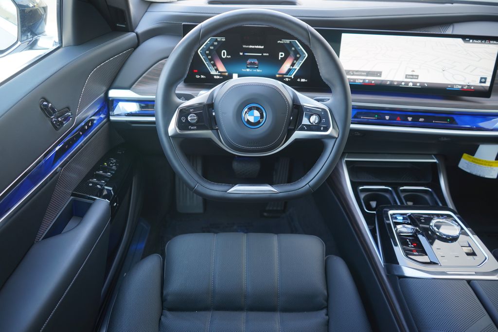 2024 BMW i7 xDrive60 15