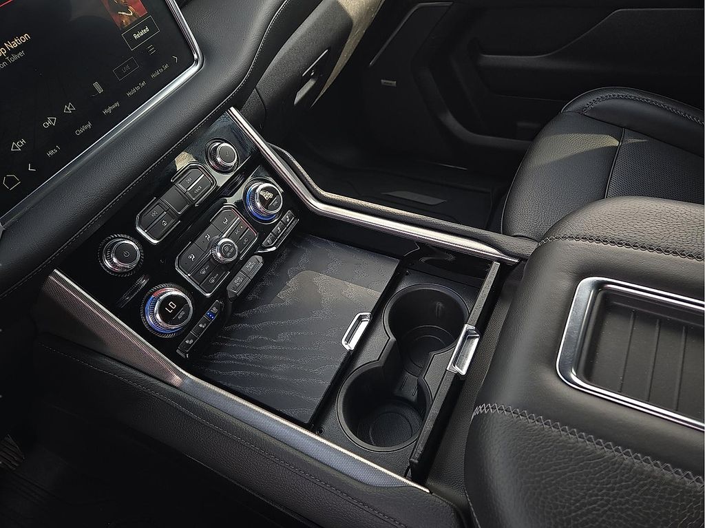 Used 2022 GMC Yukon XL For Sale in Farmington, AR