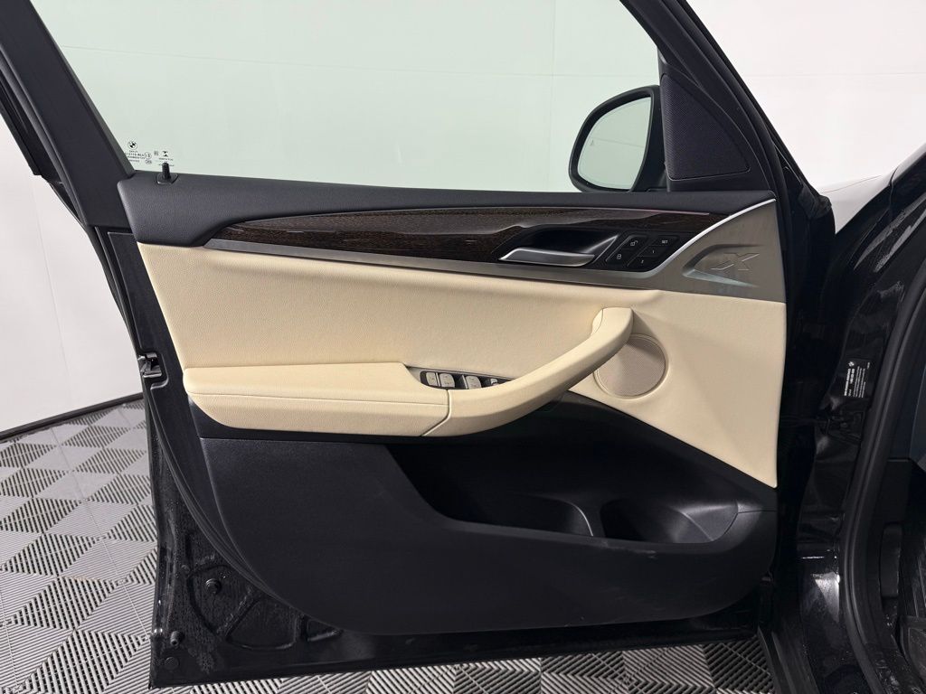 Thumbnail: 2023 BMW X3 - 12