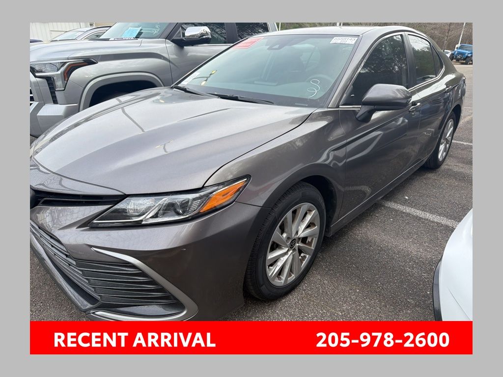 2023 Toyota Camry LE FWD