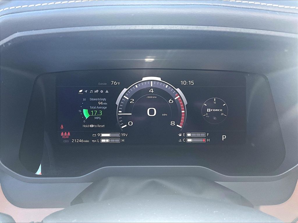 2025 Toyota Tundra — photo 25