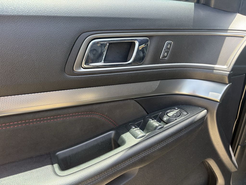2018 Ford Explorer XLT Black at Bayway Cadillac of The Woodlands