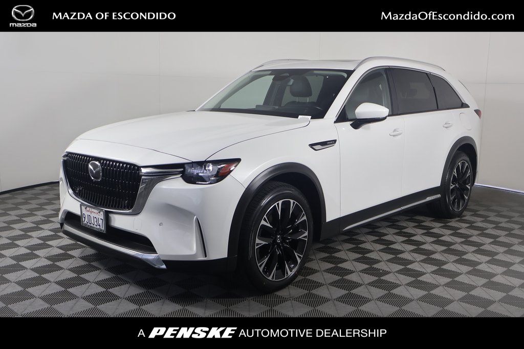 2024 Mazda CX-90 Premium Hero Image