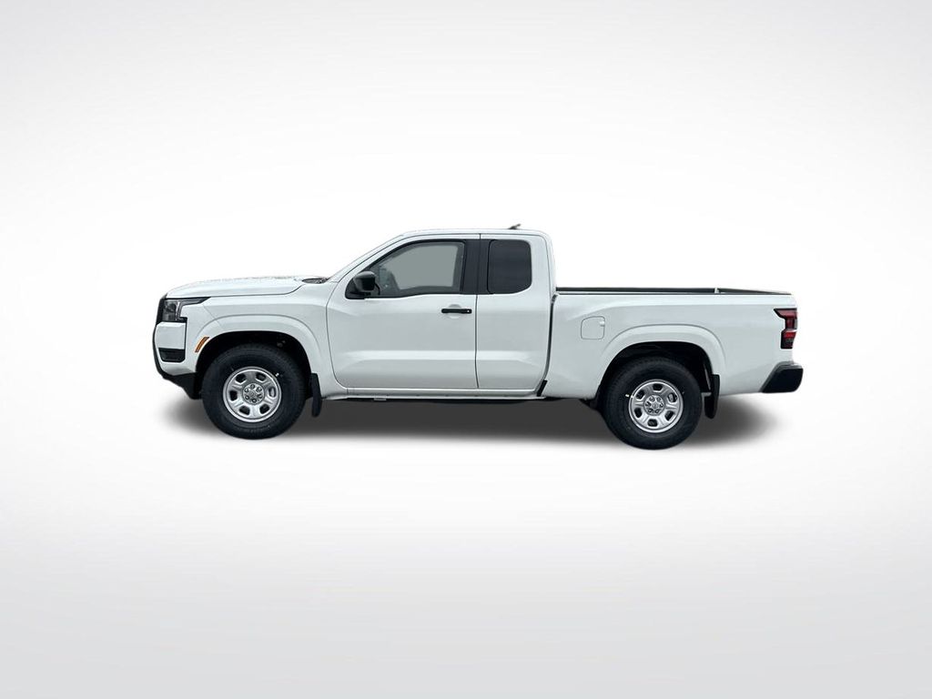 2025 Nissan Frontier S photo
