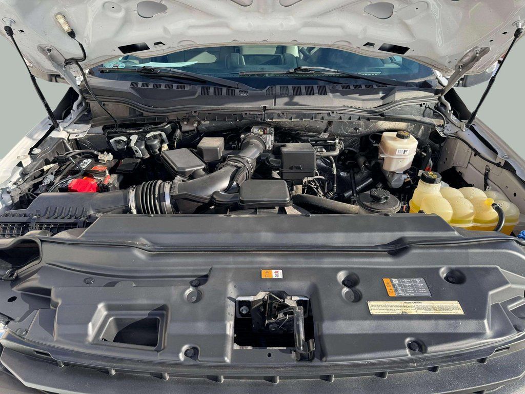 Used 2020 Oxford White Ford XL image 23